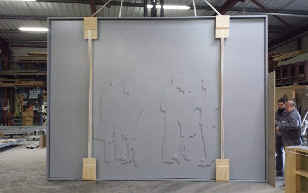 Moule bois avec silhouettes